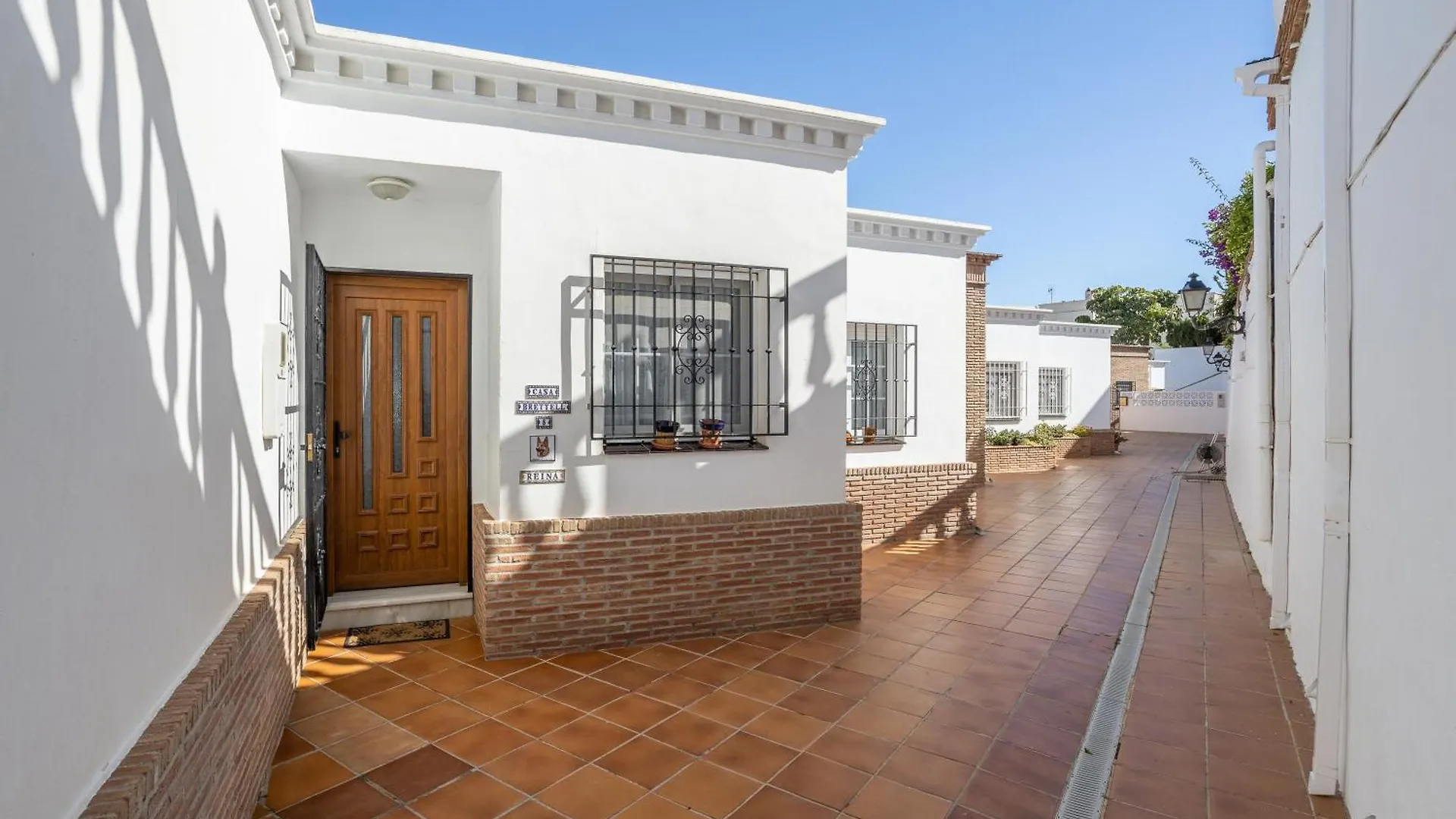 Casa Reina Villa Nerja 0*,  Spain